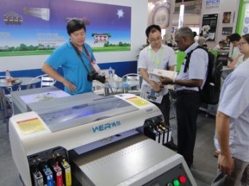 همکاران توضیحات مراقبتی